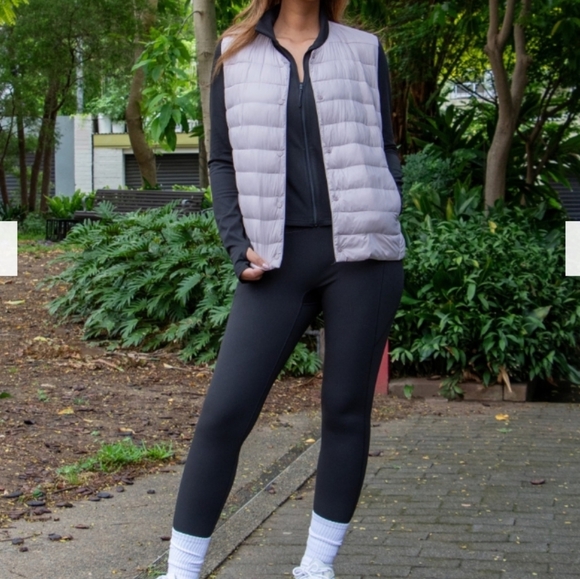 NWT Uniqlo Compact Packable Vest Size M - Picture 6 of 8